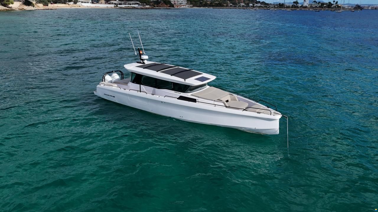 Axopar 45 Cross Cabin - Aft Cabin