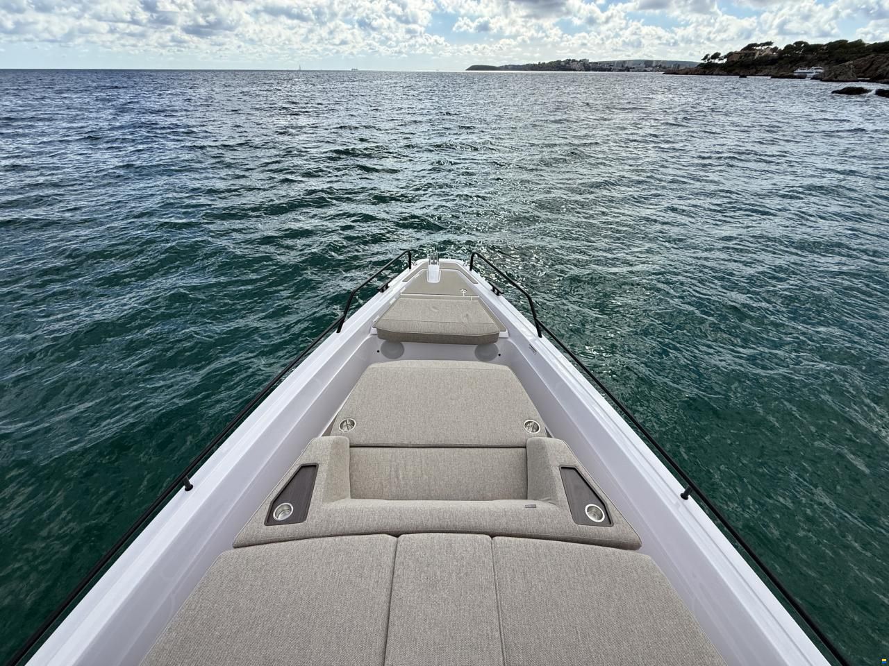 Axopar 45 Cross Cabin - Aft Cabin