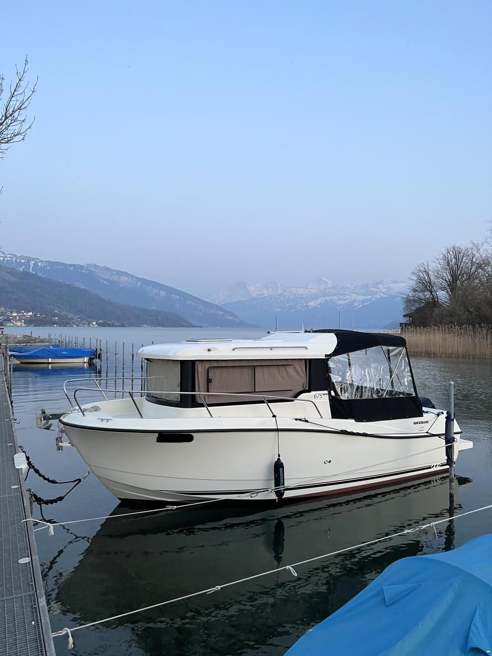 Quicksilver Pilothouse 675