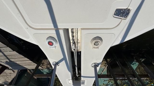 Boston Whaler Outrage 26