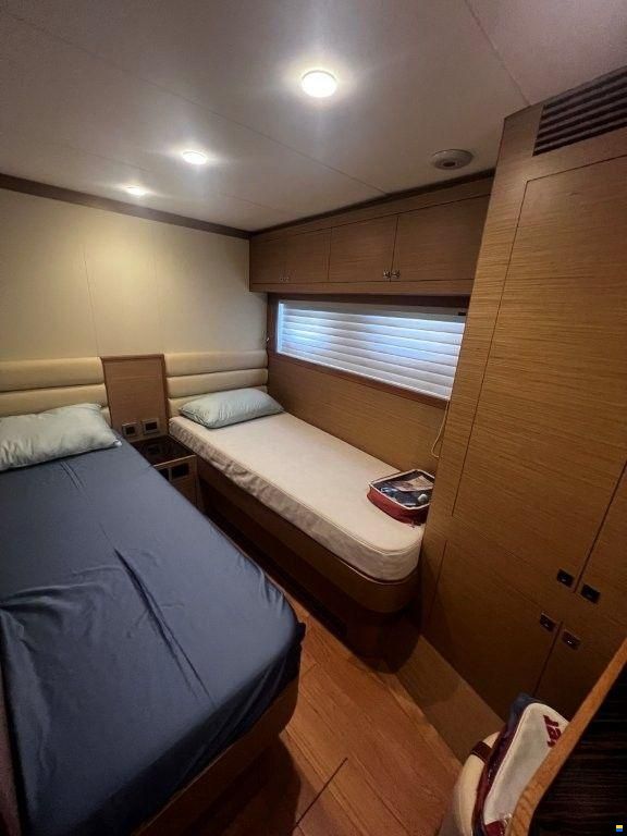 Selene 62' Explorer