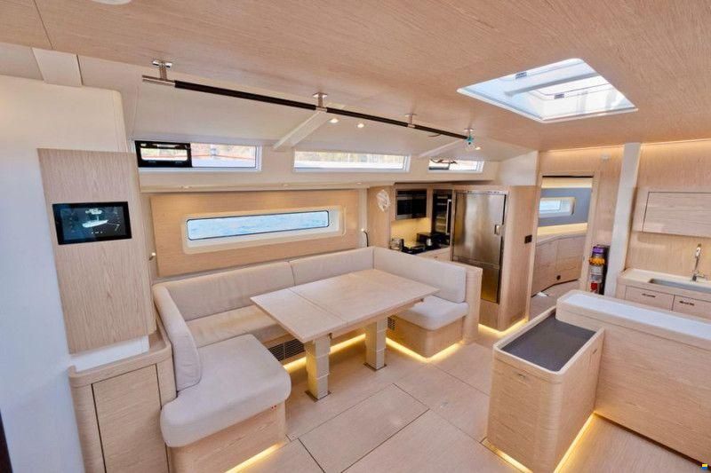 Beneteau Oceanis 60