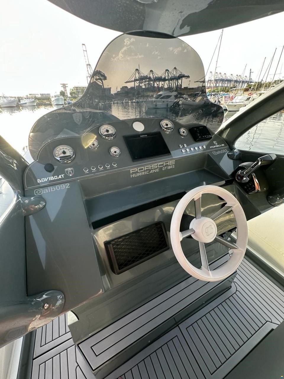 Doviboat Porsche Hurricane GT10RS