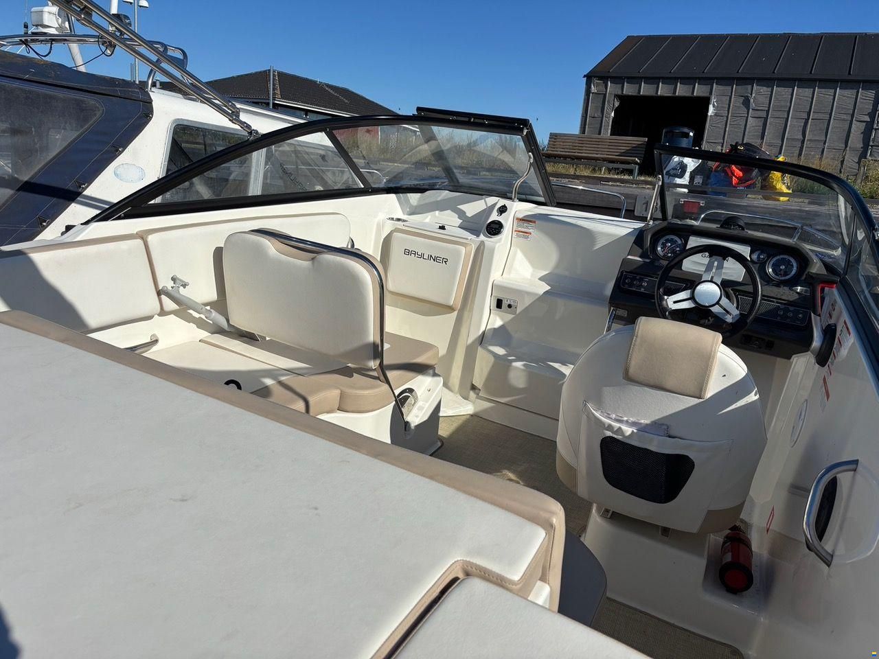 Bayliner VR5 Cuddy &ndash; Mercury 150 hk &ndash; 20