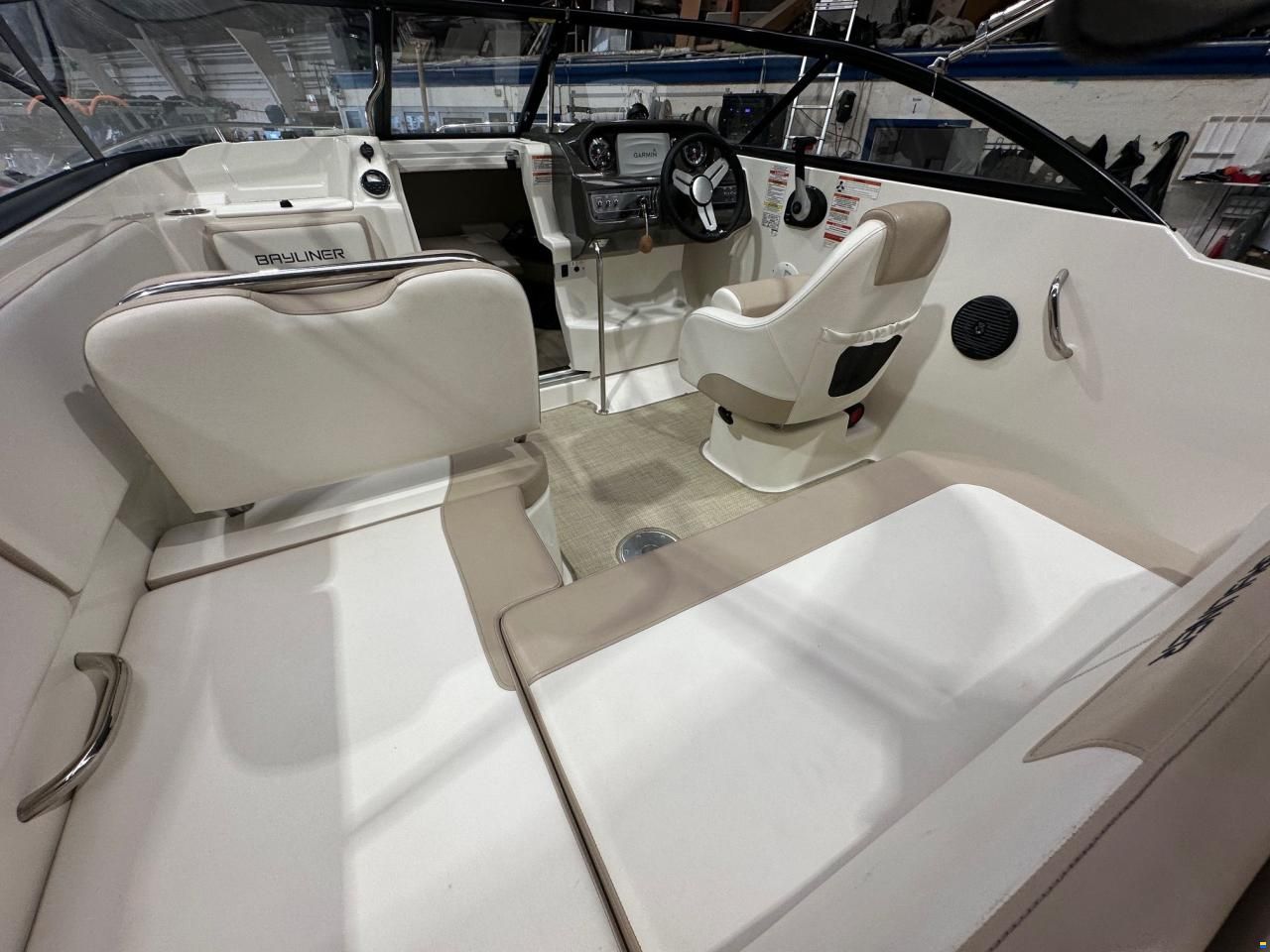 Bayliner VR5 Cuddy &ndash; Mercury 150 hk &ndash; 20