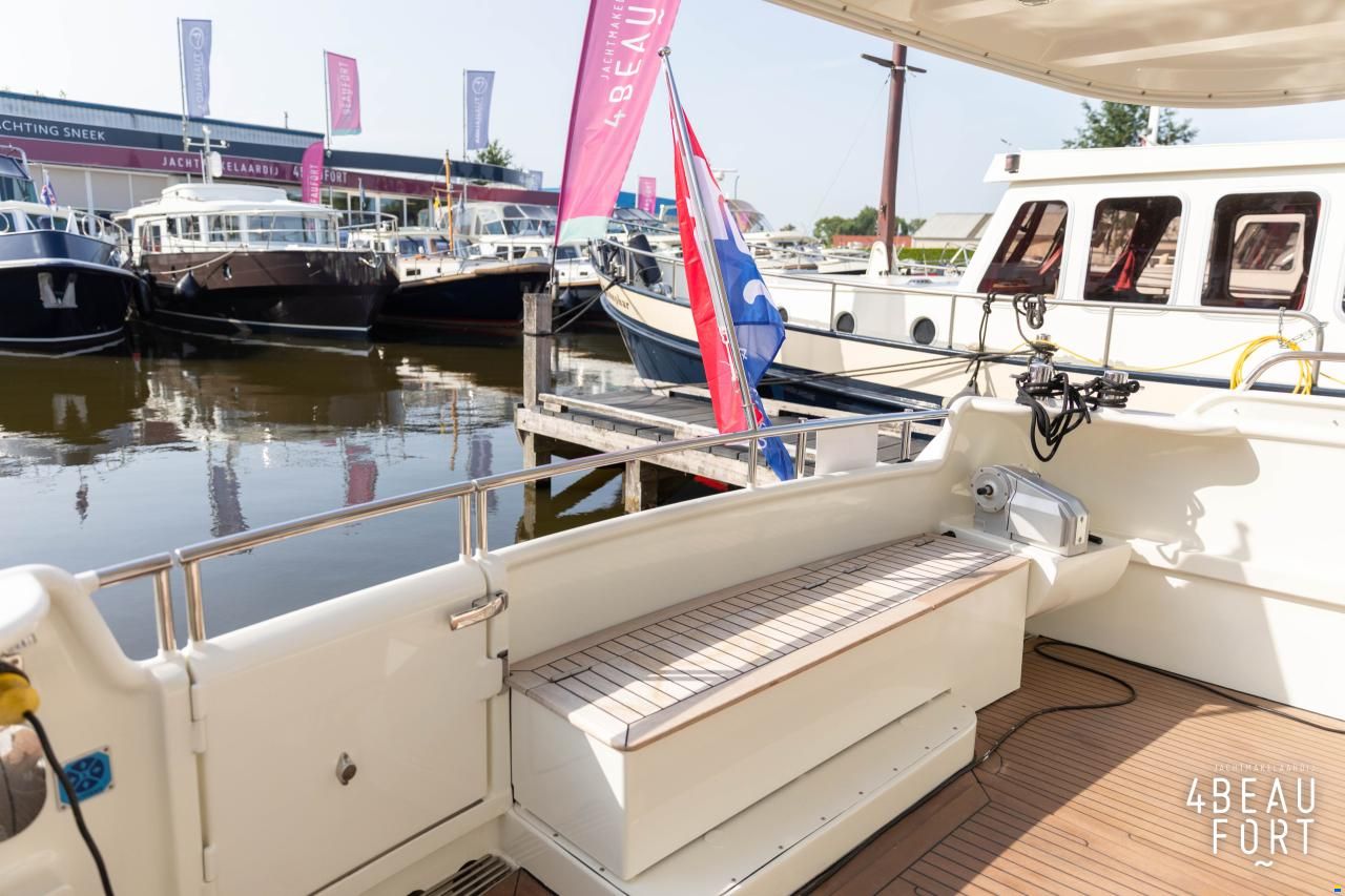 Aquanaut European Voyager 1300 II Admiraal uitvoe