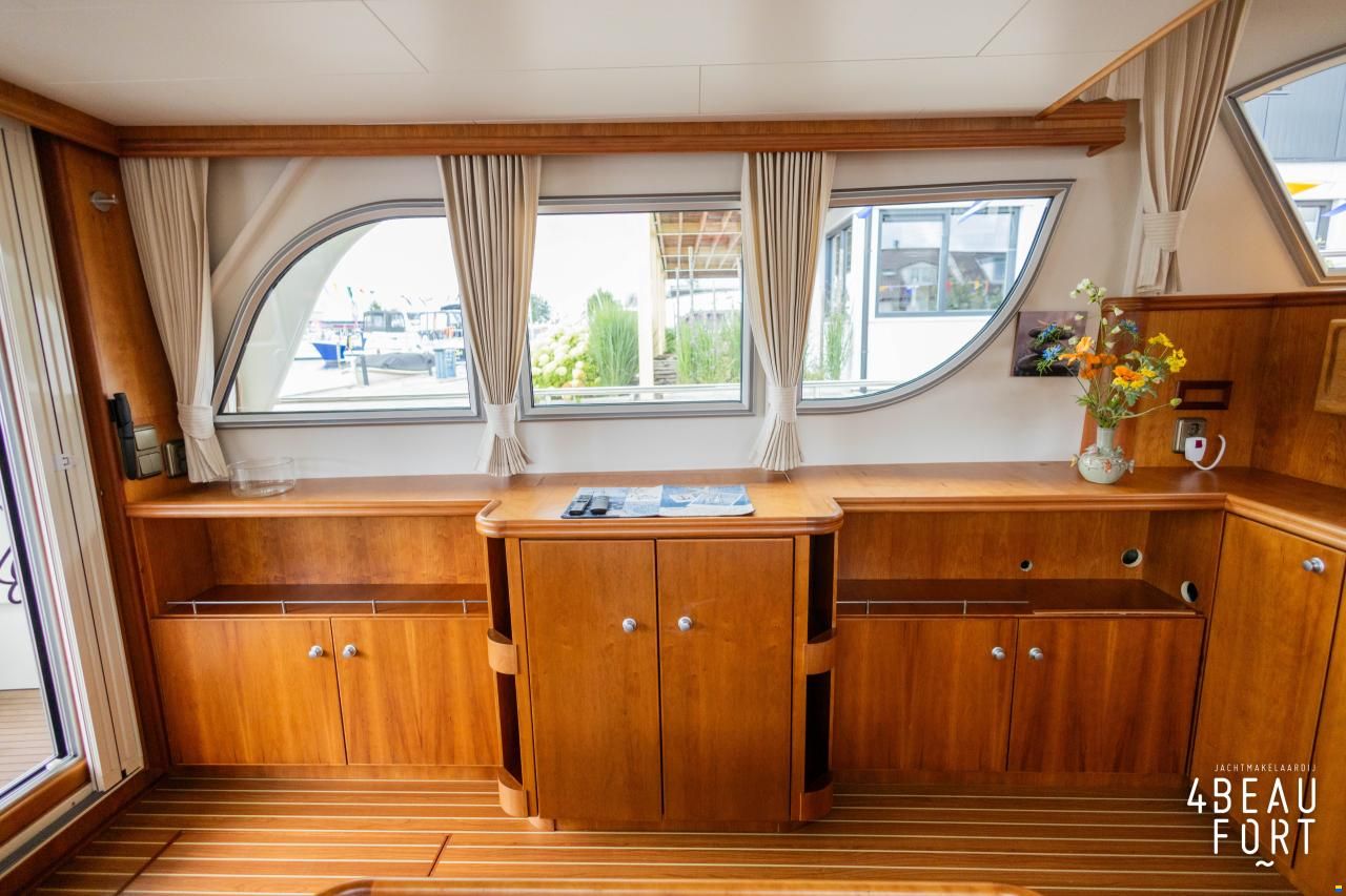 Aquanaut European Voyager 1300 II Admiraal uitvoe