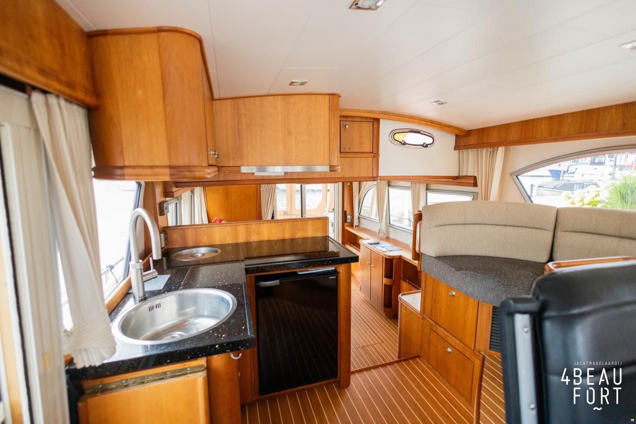 Aquanaut European Voyager 1300 II Admiraal uitvoe