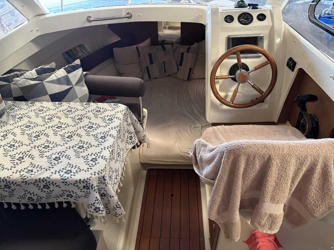 Jeanneau Merry Fisher 645