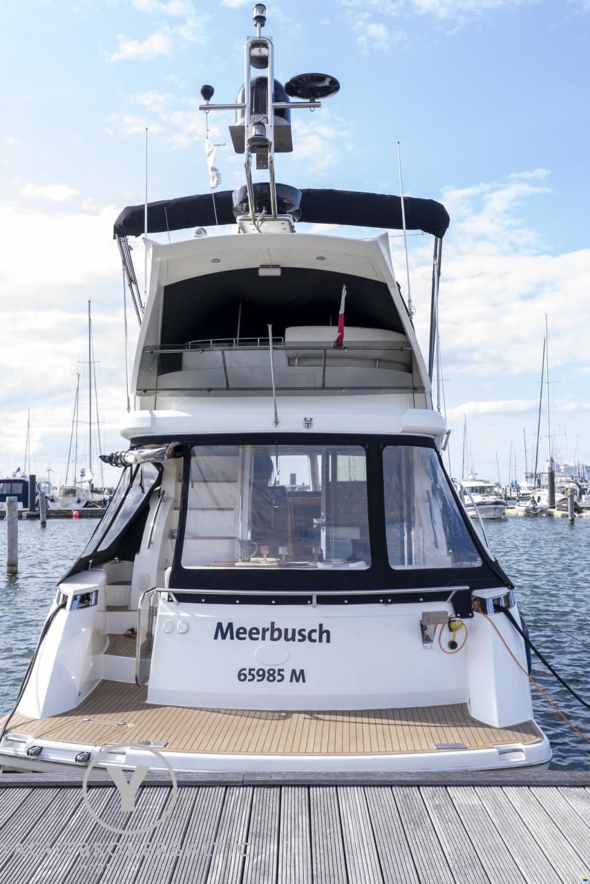 Galeon 440 fly