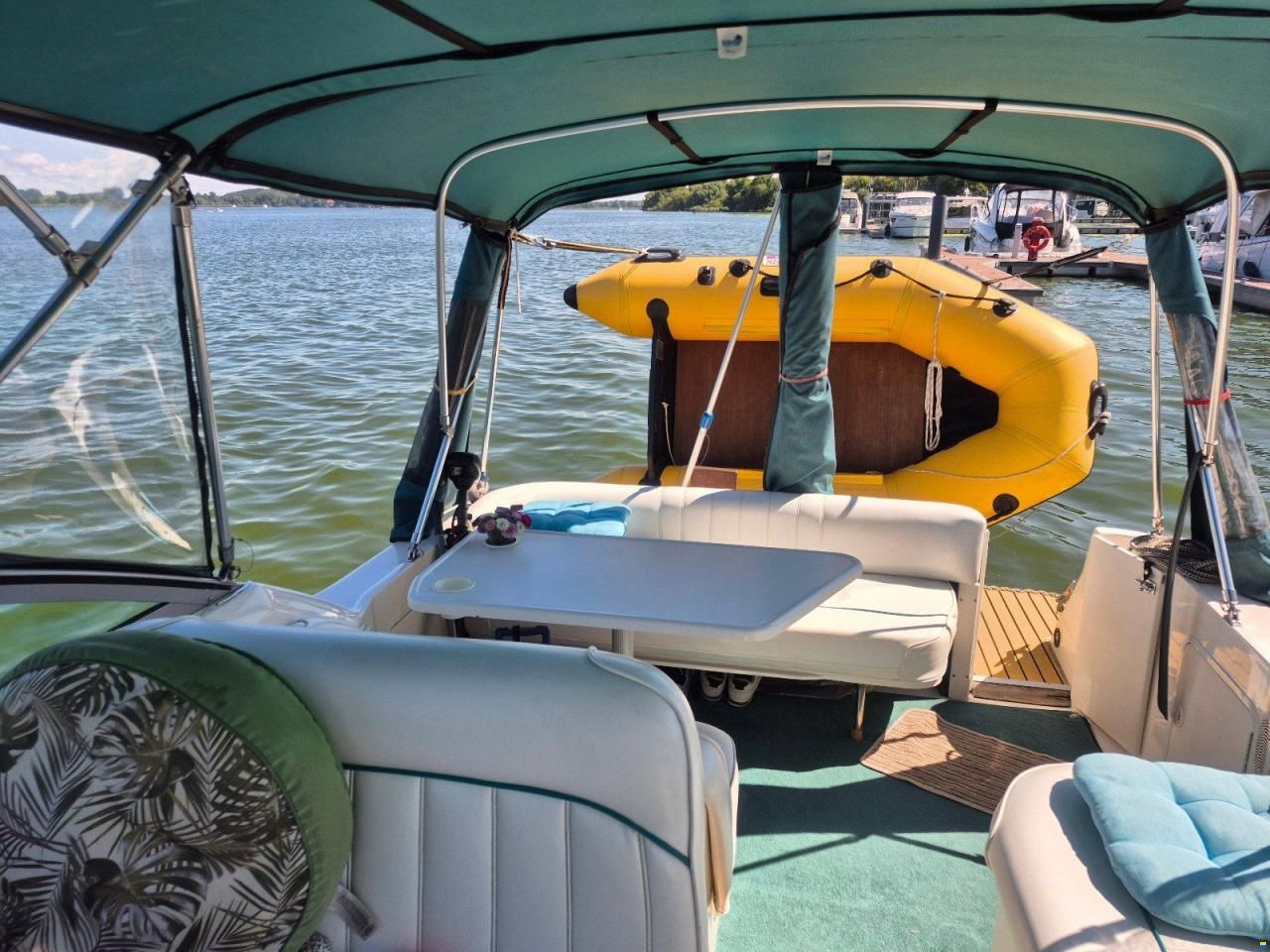 Sea Ray 270 DA