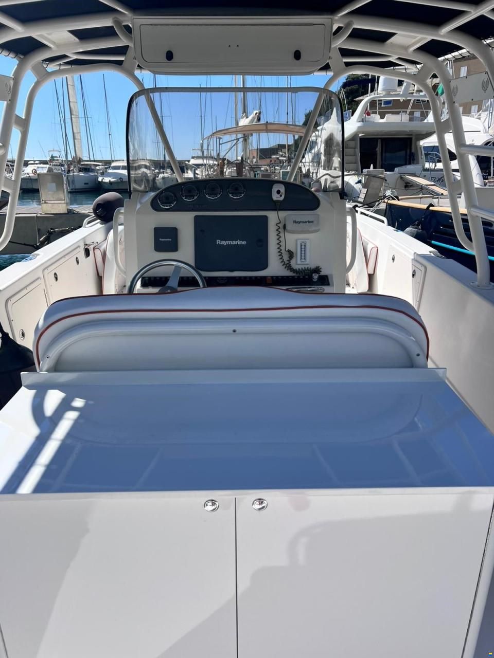 Wellcraft SCARAB 35 SPORT CUDDY