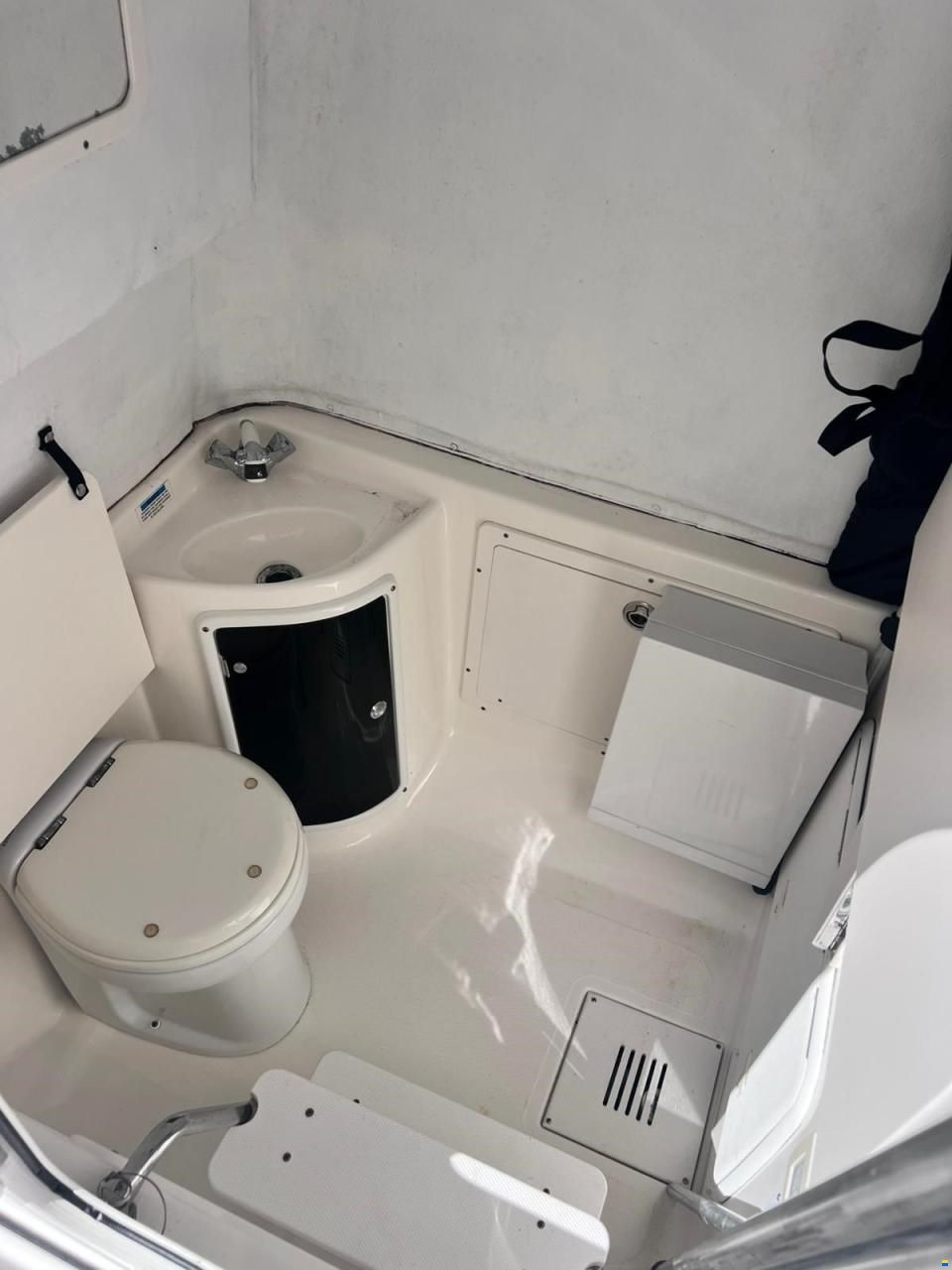 Wellcraft SCARAB 35 SPORT CUDDY