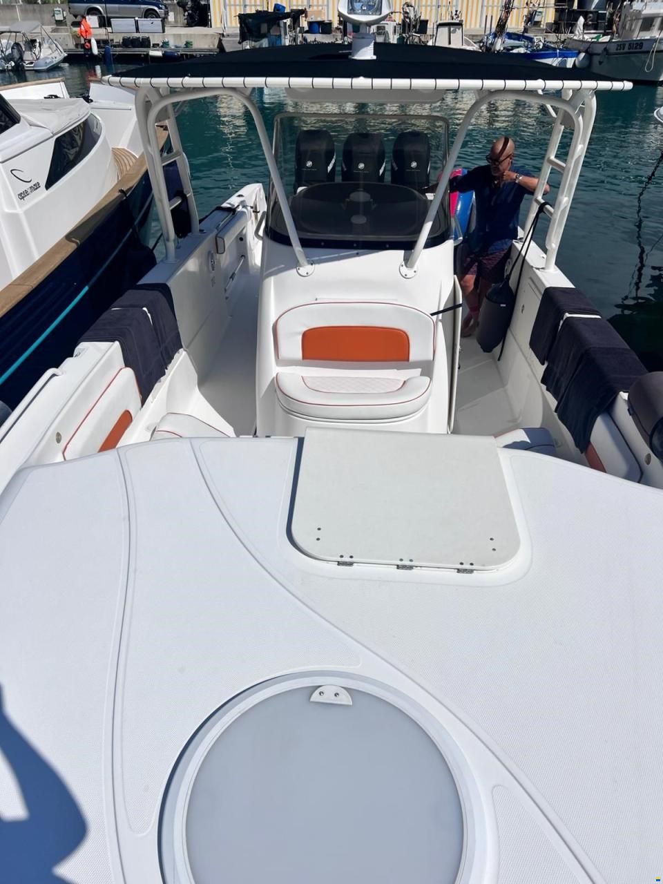 Wellcraft SCARAB 35 SPORT CUDDY