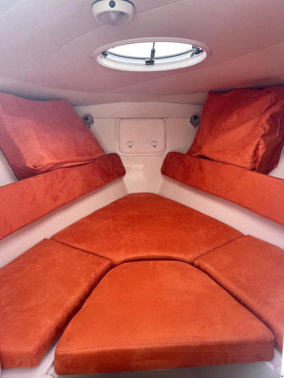 Wellcraft SCARAB 35 SPORT CUDDY