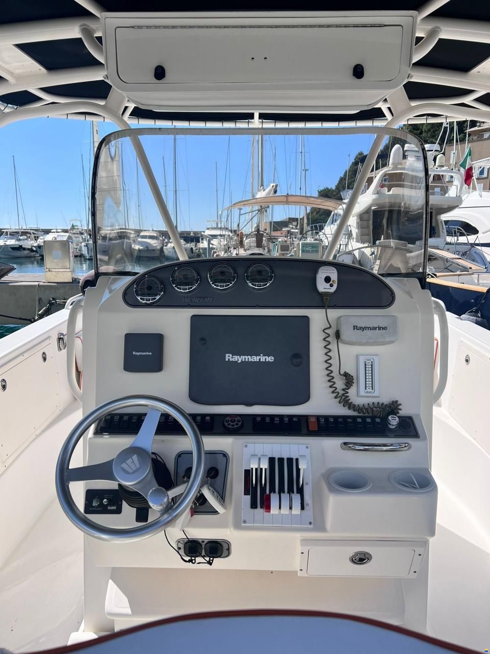 Wellcraft SCARAB 35 SPORT CUDDY