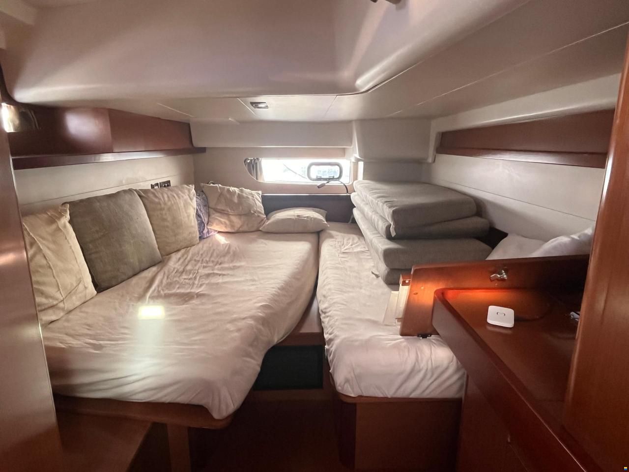Beneteau Oceanis 58