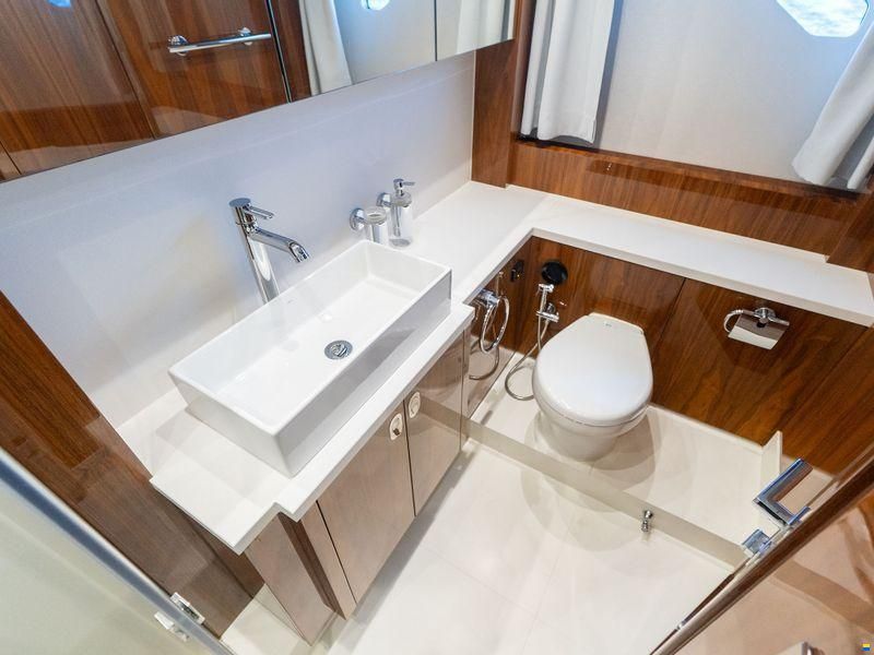 Sunseeker Manhattan 65
