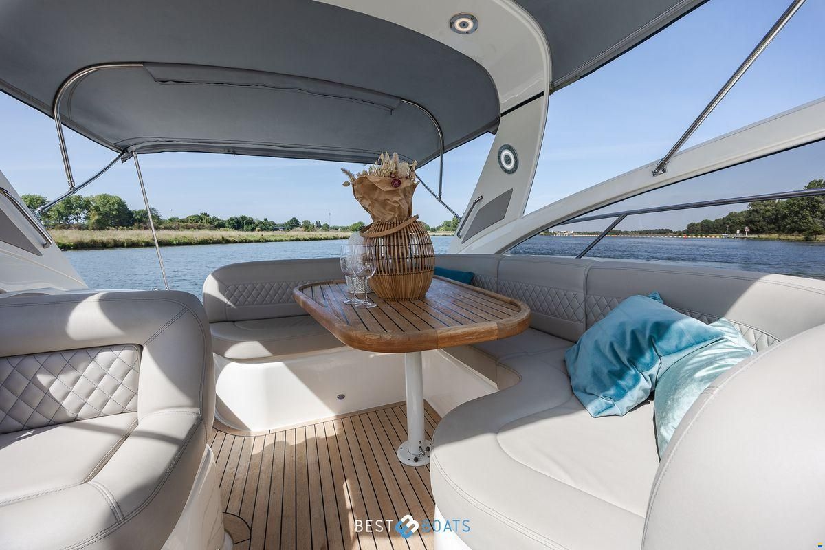 Princess V42
