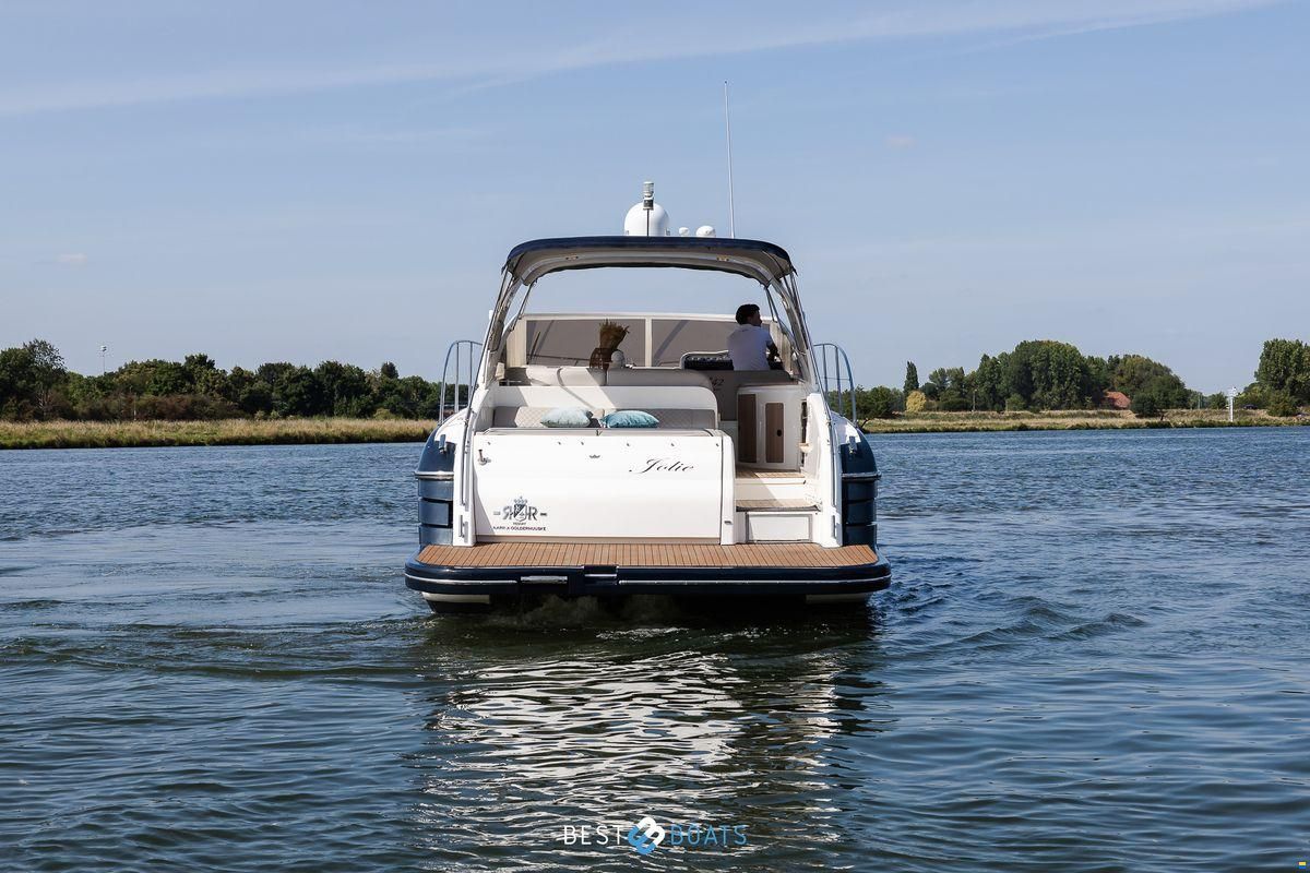 Princess V42