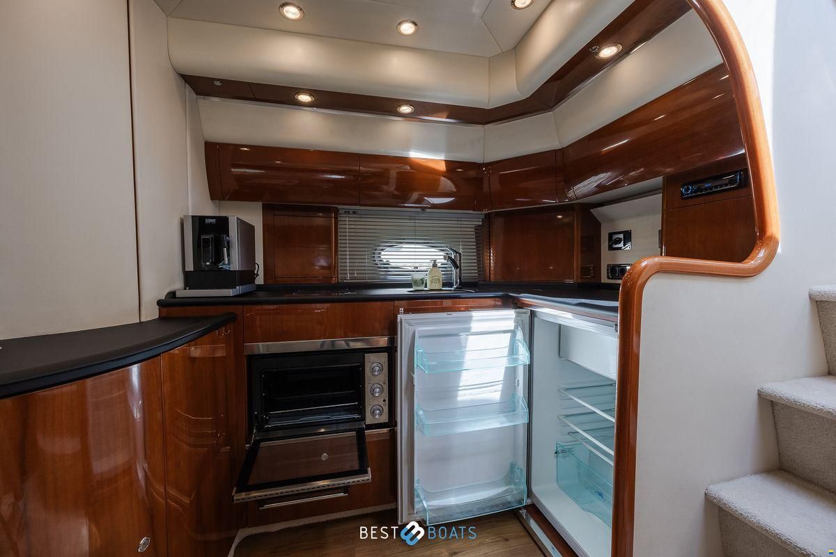 Princess V42