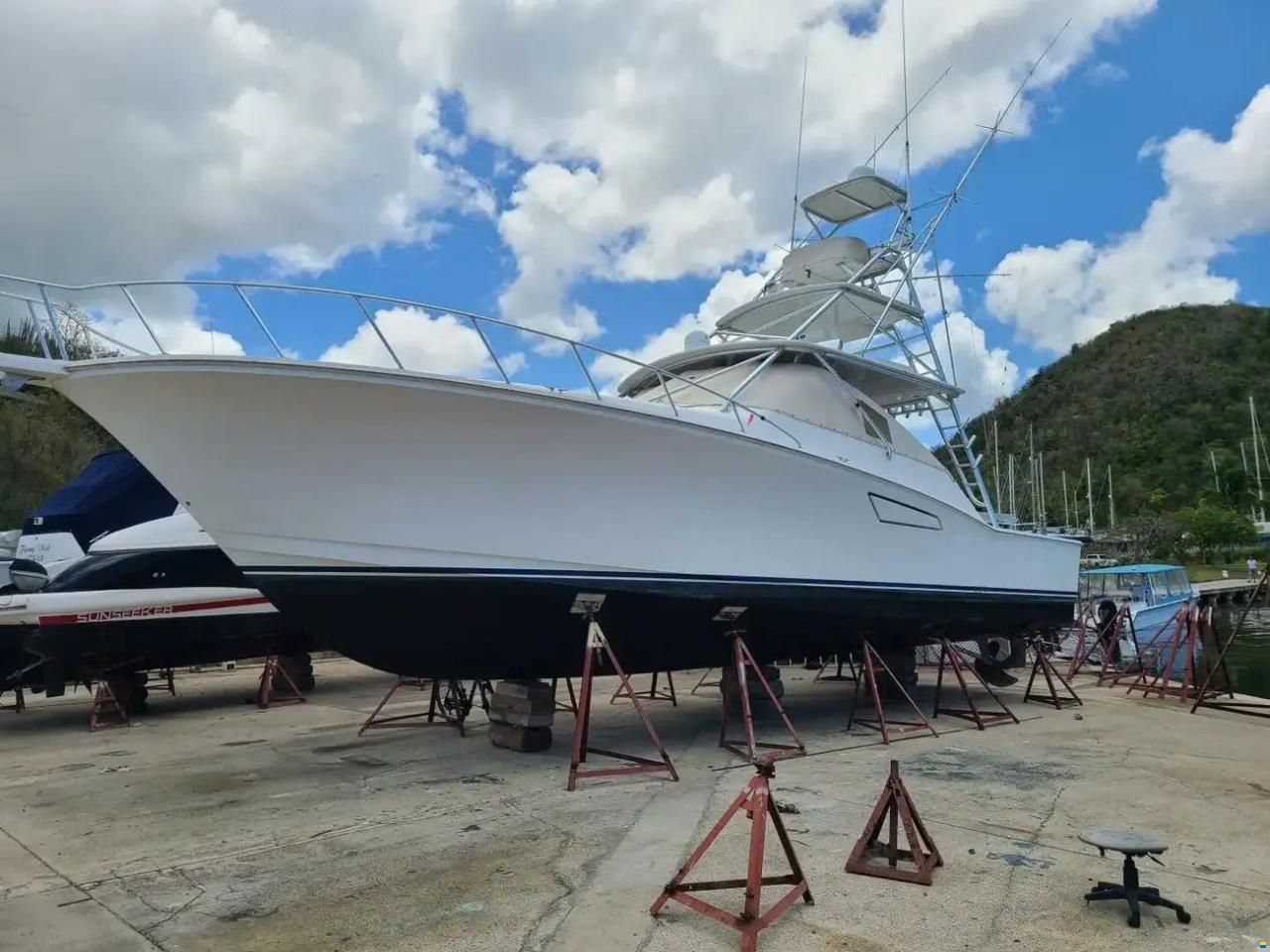 2008 Cabo 45 Express, USD 349,000