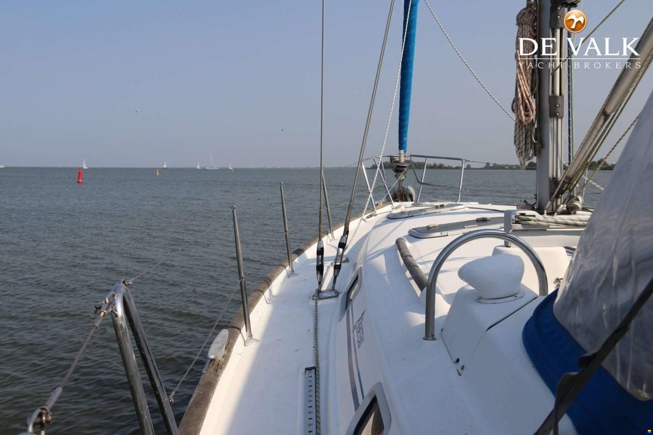 Beneteau Oceanis 411 Electric