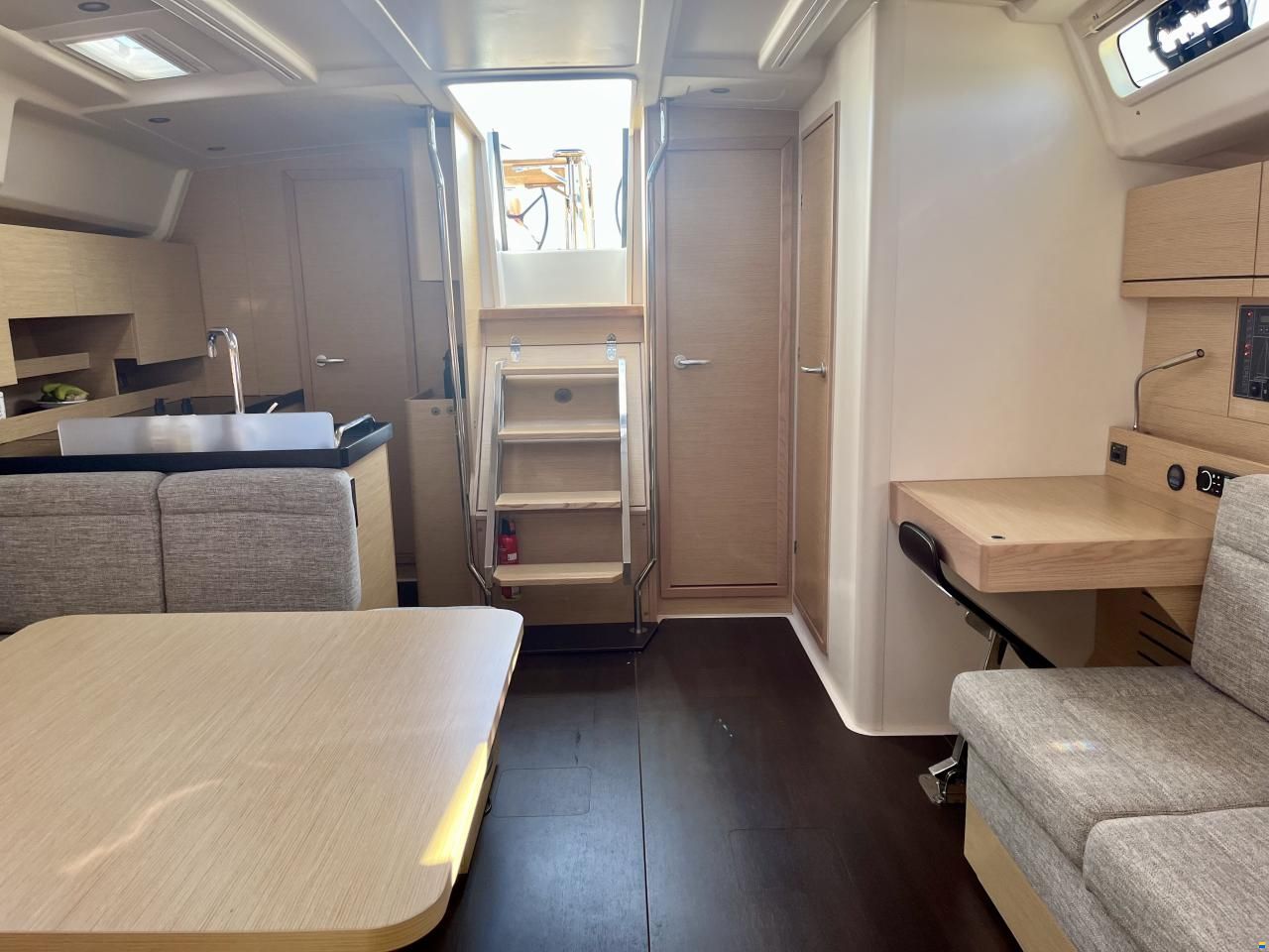 Hanse 458