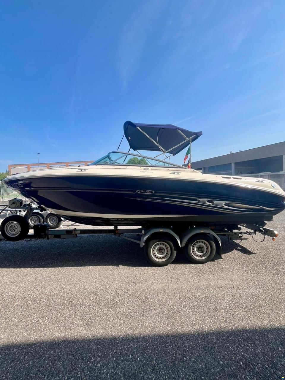 Sea Ray 220 Sunsporter SSE