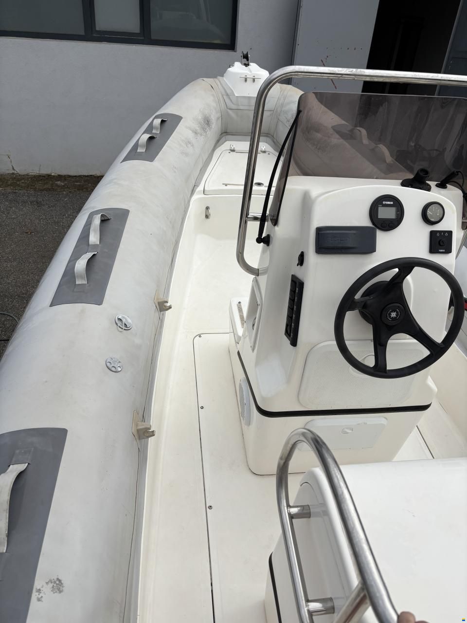 MMA M&ouml;rth B580