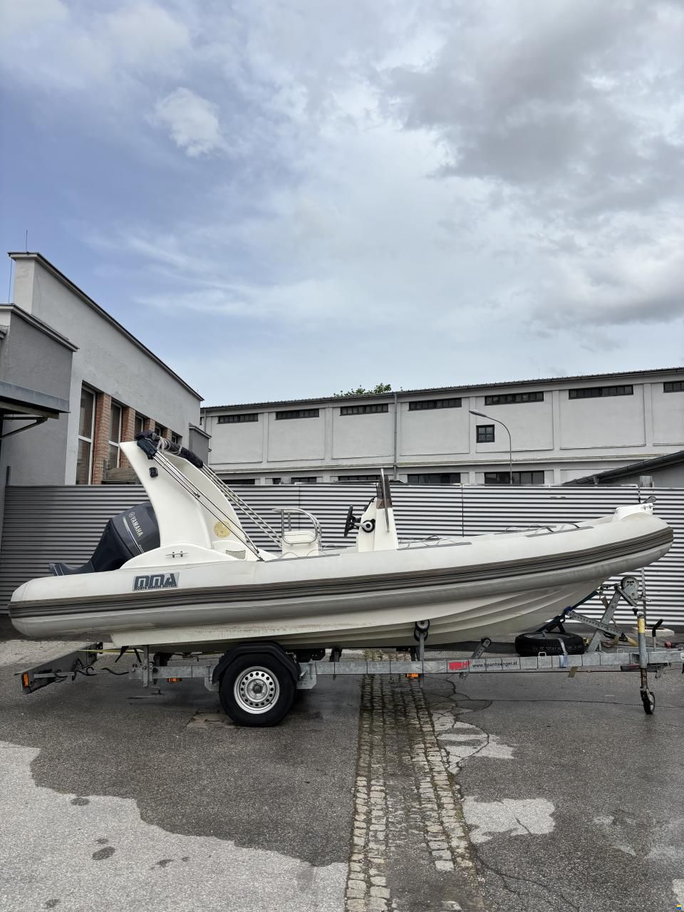 MMA M&ouml;rth B580