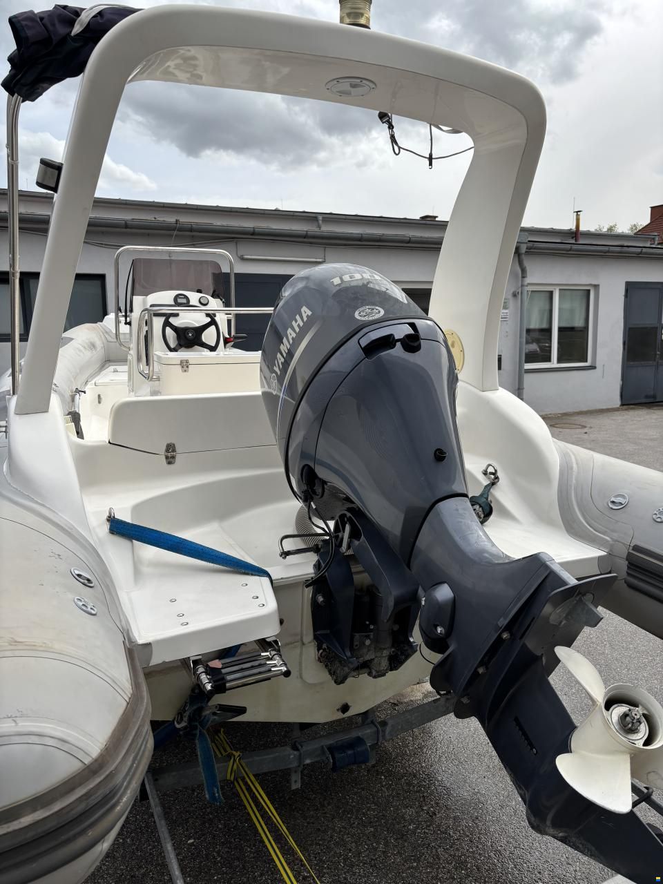 MMA M&ouml;rth B580