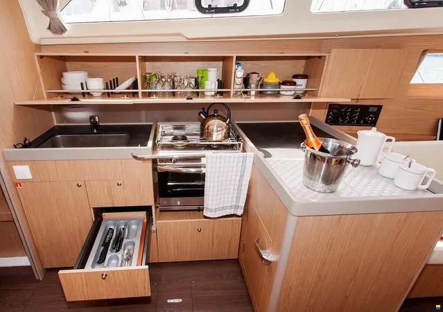 Beneteau Oceanis 41.1