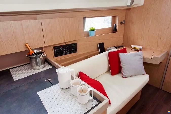 Beneteau Oceanis 41.1