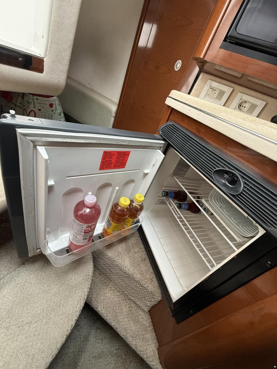 Sea Ray Sundancer 275