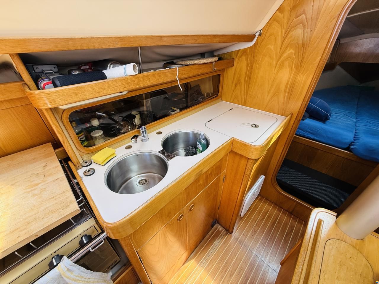 Beneteau Oceanis 320