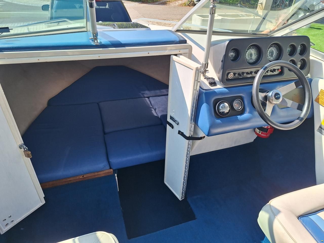 Sea Ray Seville 20