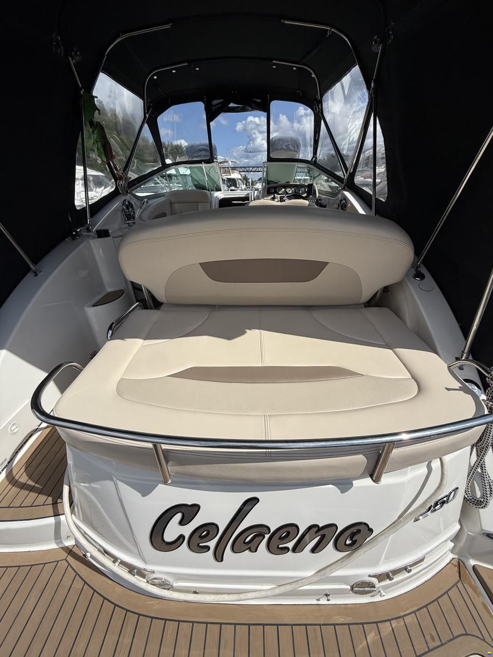 Chaparral Signature 250