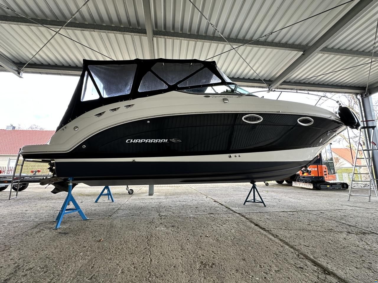 Chaparral Signature 250