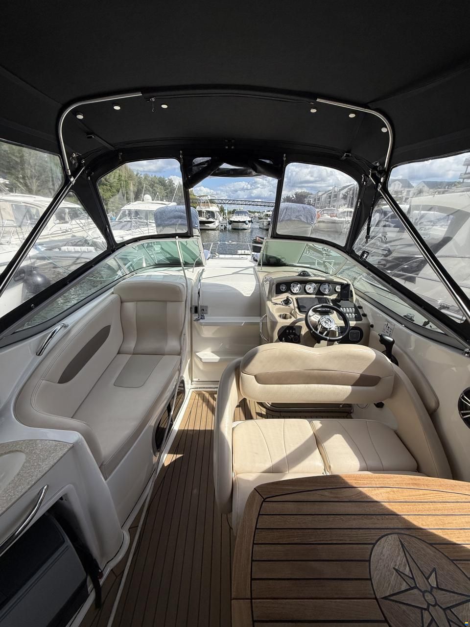 Chaparral Signature 250