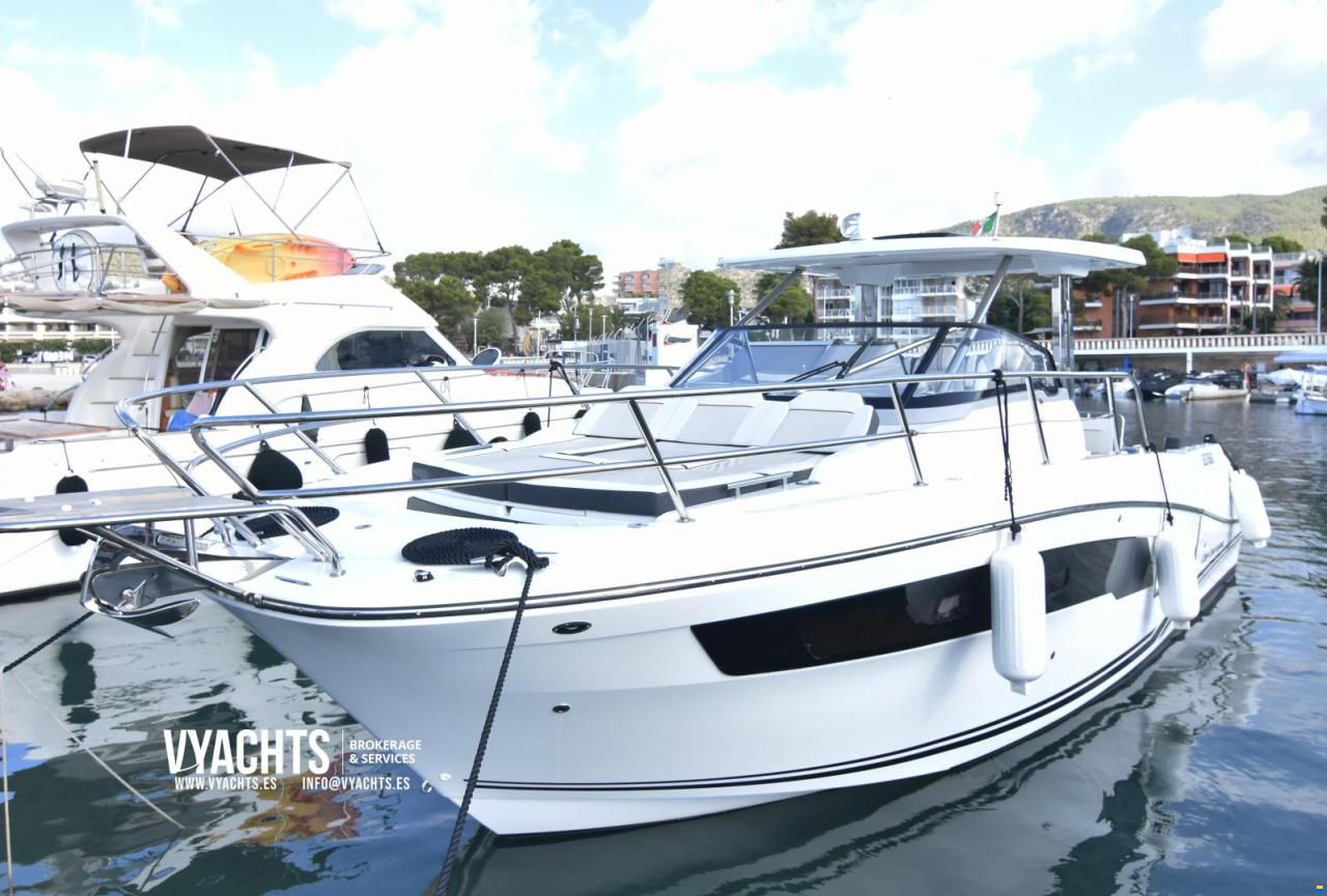 Cap Camarat 10.5 WA Series2