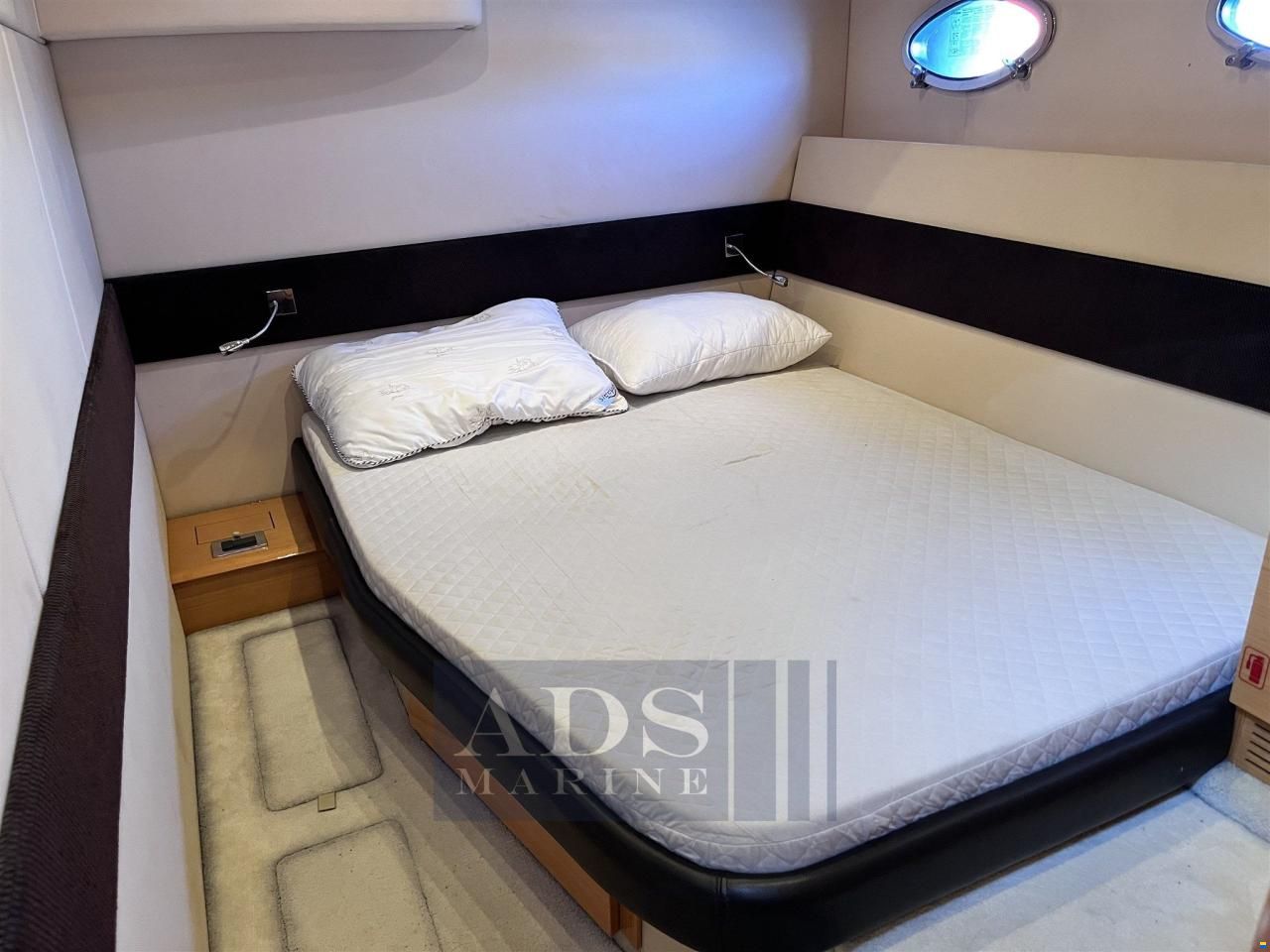 Atlantis 50
