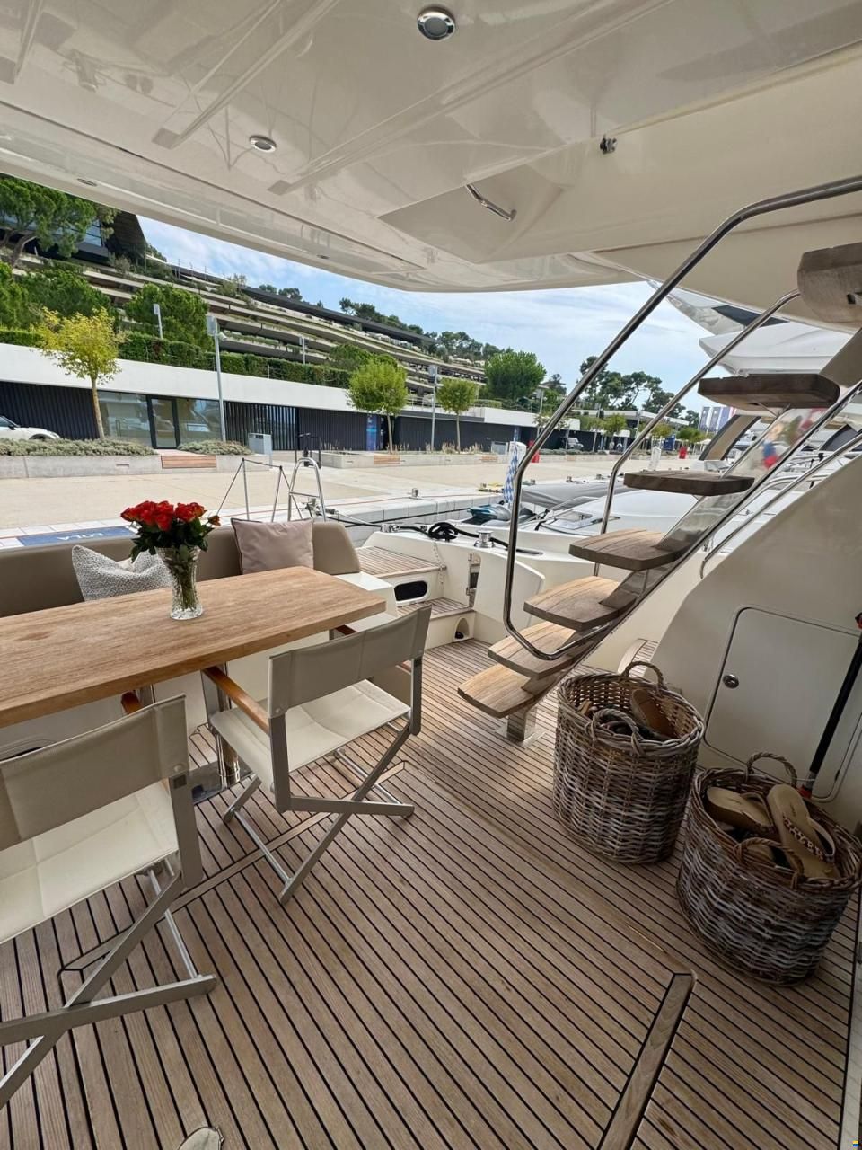 Prestige 60 Fly