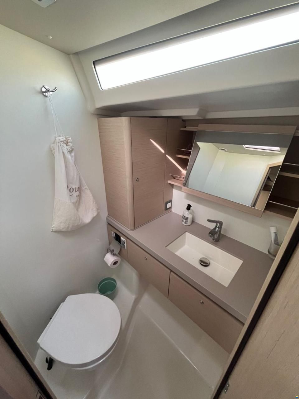Beneteau Oceanis 51.1