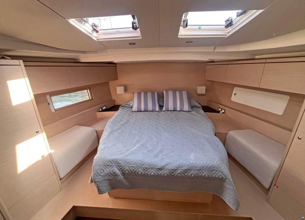 Beneteau Oceanis 51.1