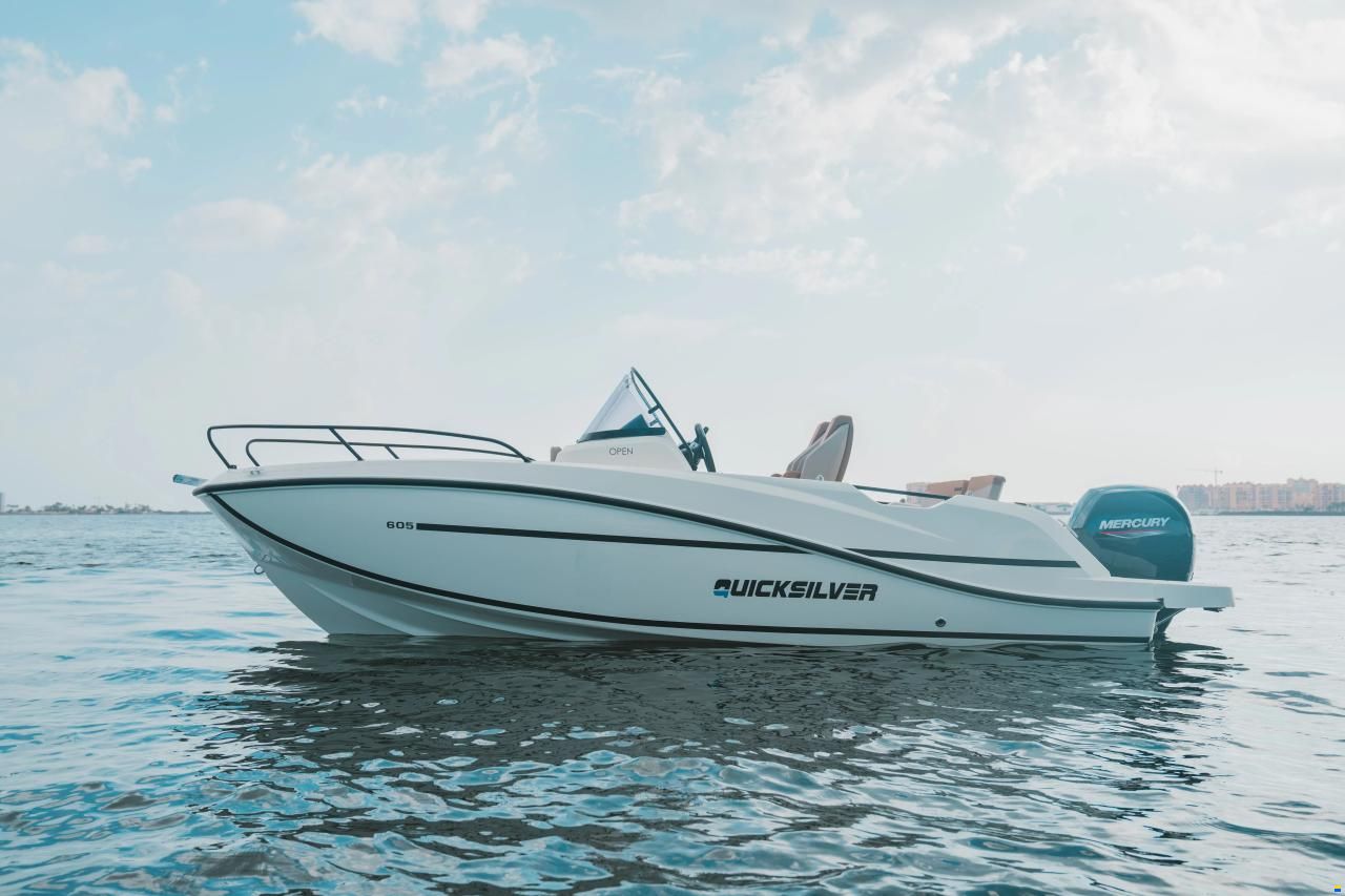 Quicksilver 605 Open