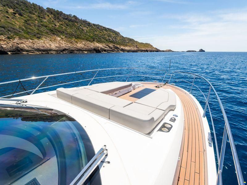 Sunseeker Predator 55 EVO