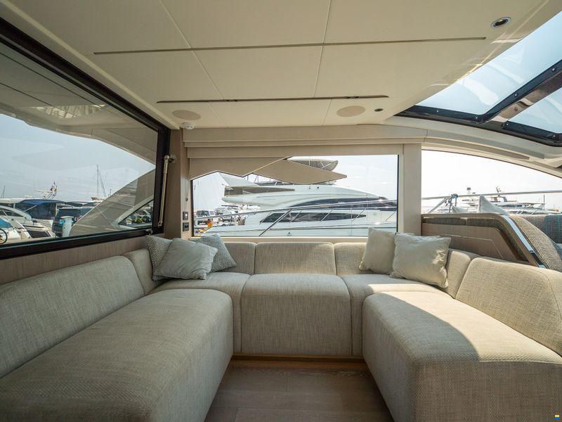 Sunseeker Predator 55 EVO