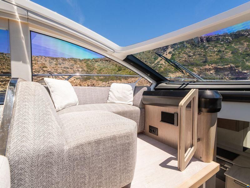 Sunseeker Predator 55 EVO