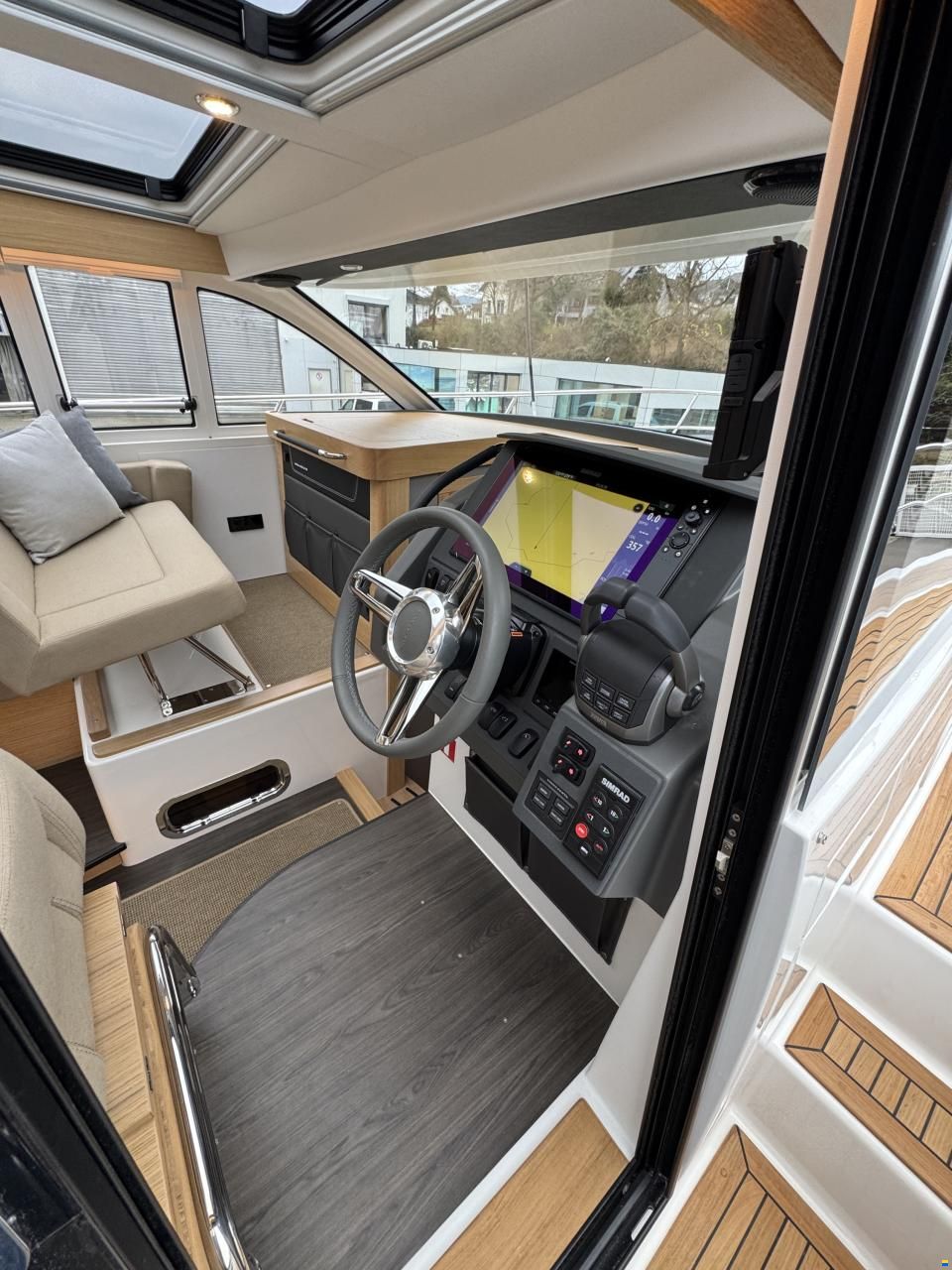 Nimbus 365 Coup&eacute;